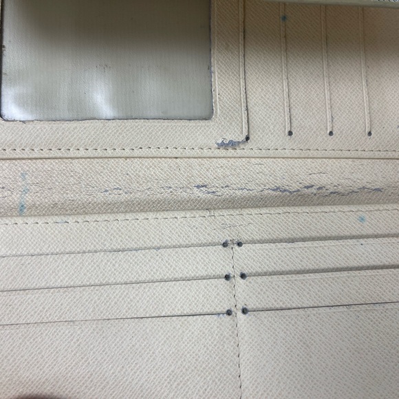 LOUIS VUITTON DAMIER AZUR WALLET - Picture 7 of 11